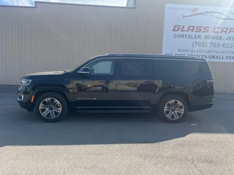 More photos of 2024 Jeep Wagoneer L Series II at St. Marys CDJR, OH