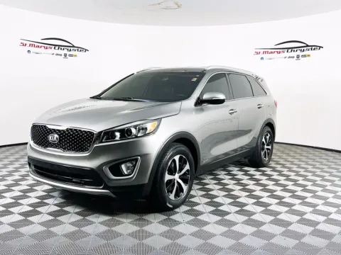 More photos of 2017 Kia Sorento EX at St. Marys CDJR, OH