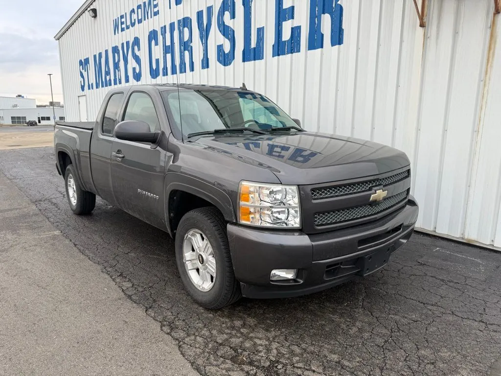 Used 2011 Chevrolet Silverado 1500 LT with VIN 1GCRKSE36BZ158308 for sale in Saint Marys, OH