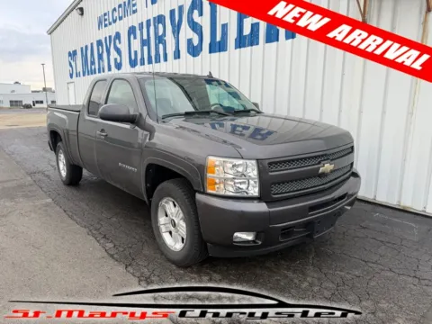 Gray 2011 Chevrolet Silverado 1500 LT for sale in Saint Marys, OH