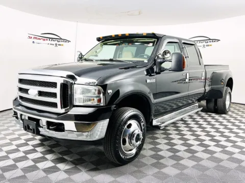 More photos of 2006 Ford F-350SD at St. Marys CDJR, OH