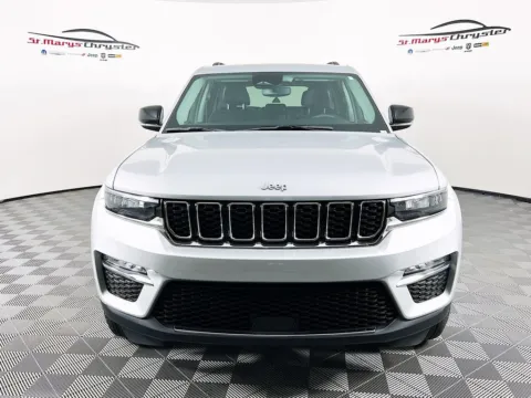 Another view of 2023 Jeep Grand Cherokee Limited for sale in Saint Marys, OH at St. Marys CDJR