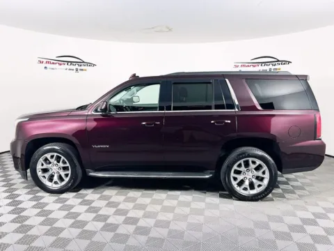 More photos of 2017 GMC Yukon SLE at St. Marys CDJR, OH