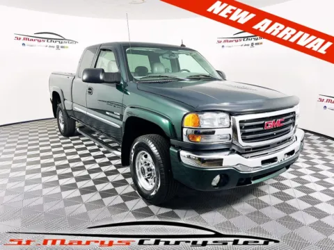 Green 2004 GMC Sierra 2500HD SLT for sale in Saint Marys, OH