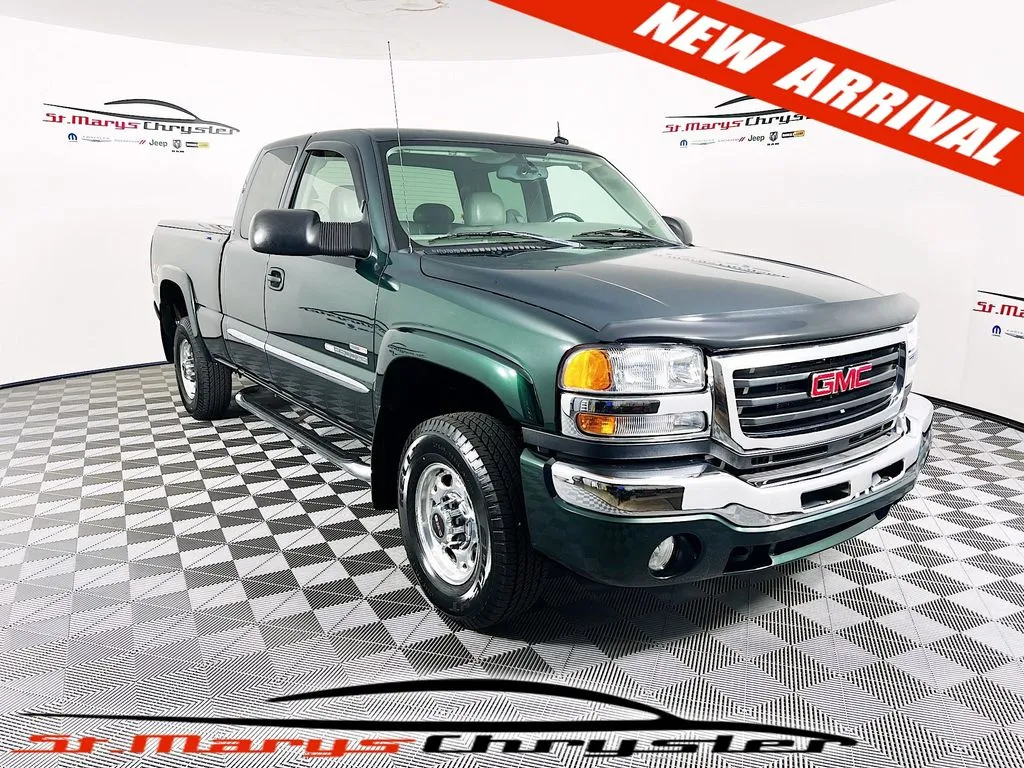 Green 2004 GMC Sierra 2500HD SLT for sale in Saint Marys, OH