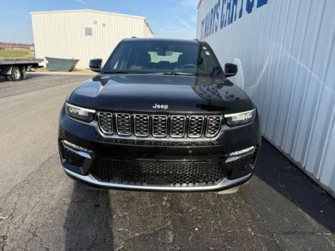 Another view of 2024 Jeep Grand Cherokee Summit for sale in Saint Marys, OH at St. Marys CDJR