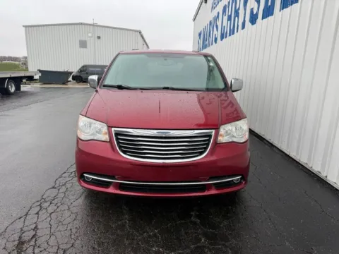 Photos of 2014 Chrysler Town & Country Touring-L for sale in Saint Marys, OH at St. Marys CDJR