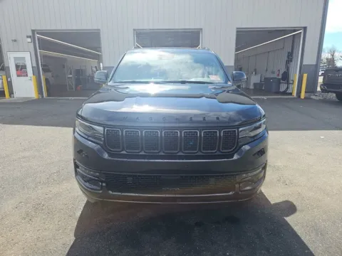 Photos of 2024 Jeep Wagoneer Series II for sale in Saint Marys, OH at St. Marys CDJR