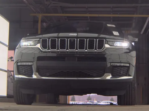 Photos of 2023 Jeep Grand Cherokee L Limited for sale in Saint Marys, OH at St. Marys CDJR