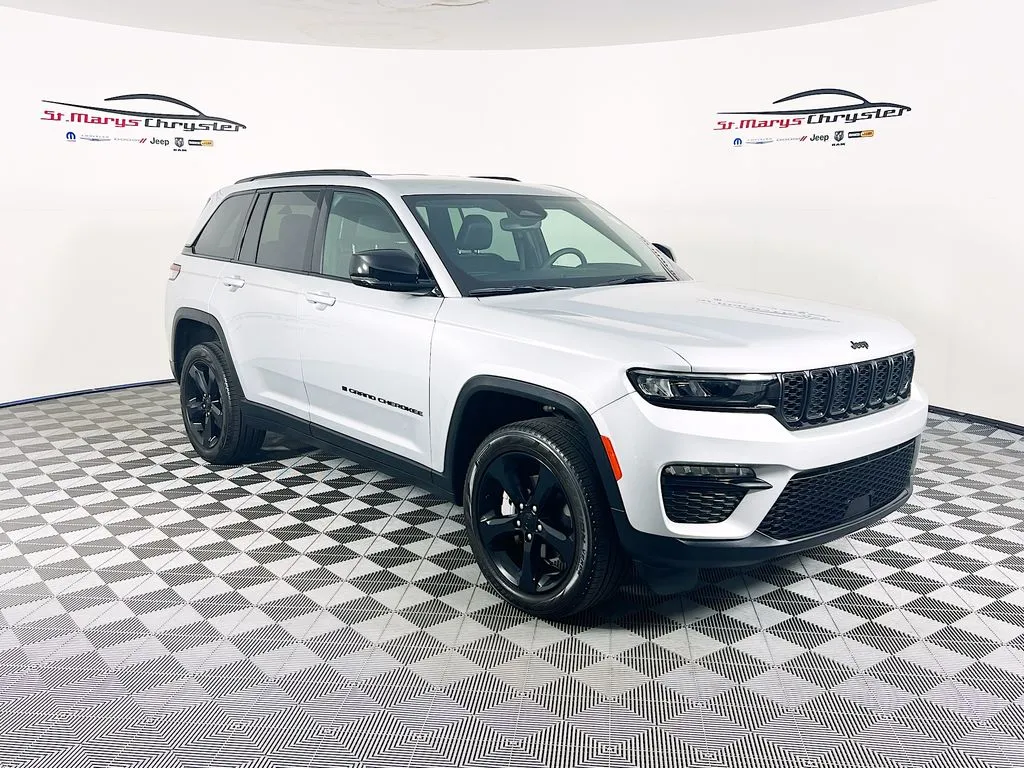 Silver 2024 Jeep Grand Cherokee Limited for sale in Saint Marys, OH