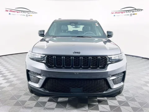 Another view of 2024 Jeep Grand Cherokee Altitude for sale in Saint Marys, OH at St. Marys CDJR