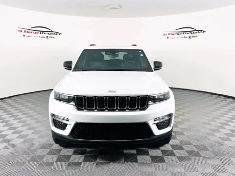 Another view of 2024 Jeep Grand Cherokee Limited for sale in Saint Marys, OH at St. Marys CDJR
