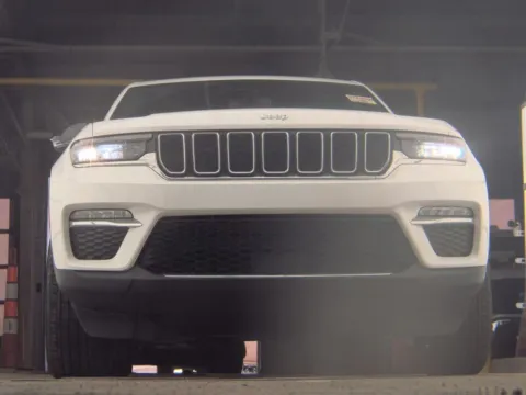 Photos of 2024 Jeep Grand Cherokee Limited for sale in Saint Marys, OH at St. Marys CDJR