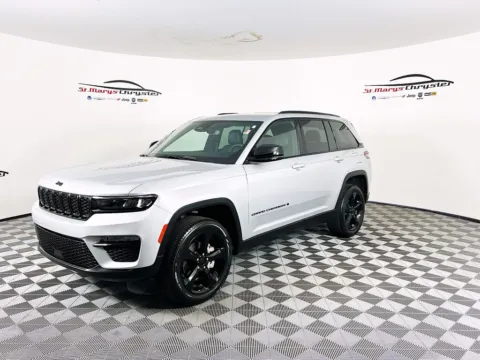More photos of 2024 Jeep Grand Cherokee Limited at St. Marys CDJR, OH