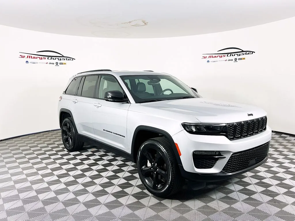 Silver 2024 Jeep Grand Cherokee Limited for sale in Saint Marys, OH