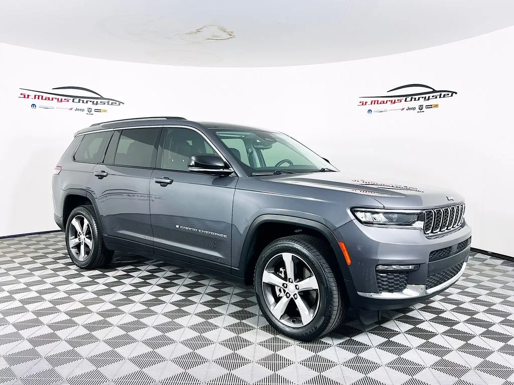 Gray 2021 Jeep Grand Cherokee L Limited for sale in Saint Marys, OH