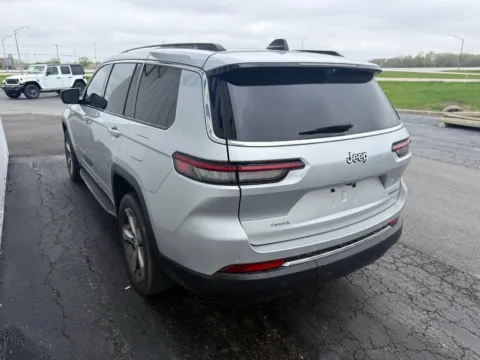 More photos of 2021 Jeep Grand Cherokee L Limited at St. Marys CDJR, OH