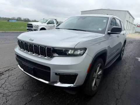 Another view of 2021 Jeep Grand Cherokee L Limited for sale in Saint Marys, OH at St. Marys CDJR
