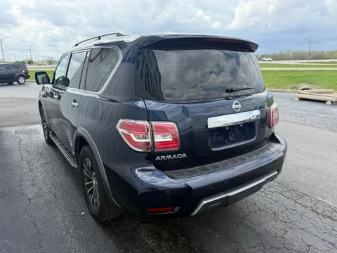 More photos of 2019 Nissan Armada SL at St. Marys CDJR, OH