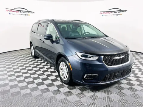Unknown 2021 Chrysler Pacifica Touring L for sale in Saint Marys, OH