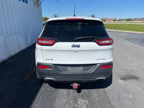 More photos of 2017 Jeep Cherokee Limited at St. Marys CDJR, OH