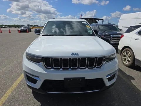Photos of 2022 Jeep Grand Cherokee 4xe for sale in Saint Marys, OH at St. Marys CDJR