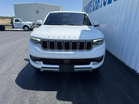 Photos of 2022 Jeep Wagoneer Series II for sale in Saint Marys, OH at St. Marys CDJR