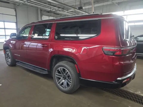 More photos of 2024 Jeep Wagoneer Series III at St. Marys CDJR, OH