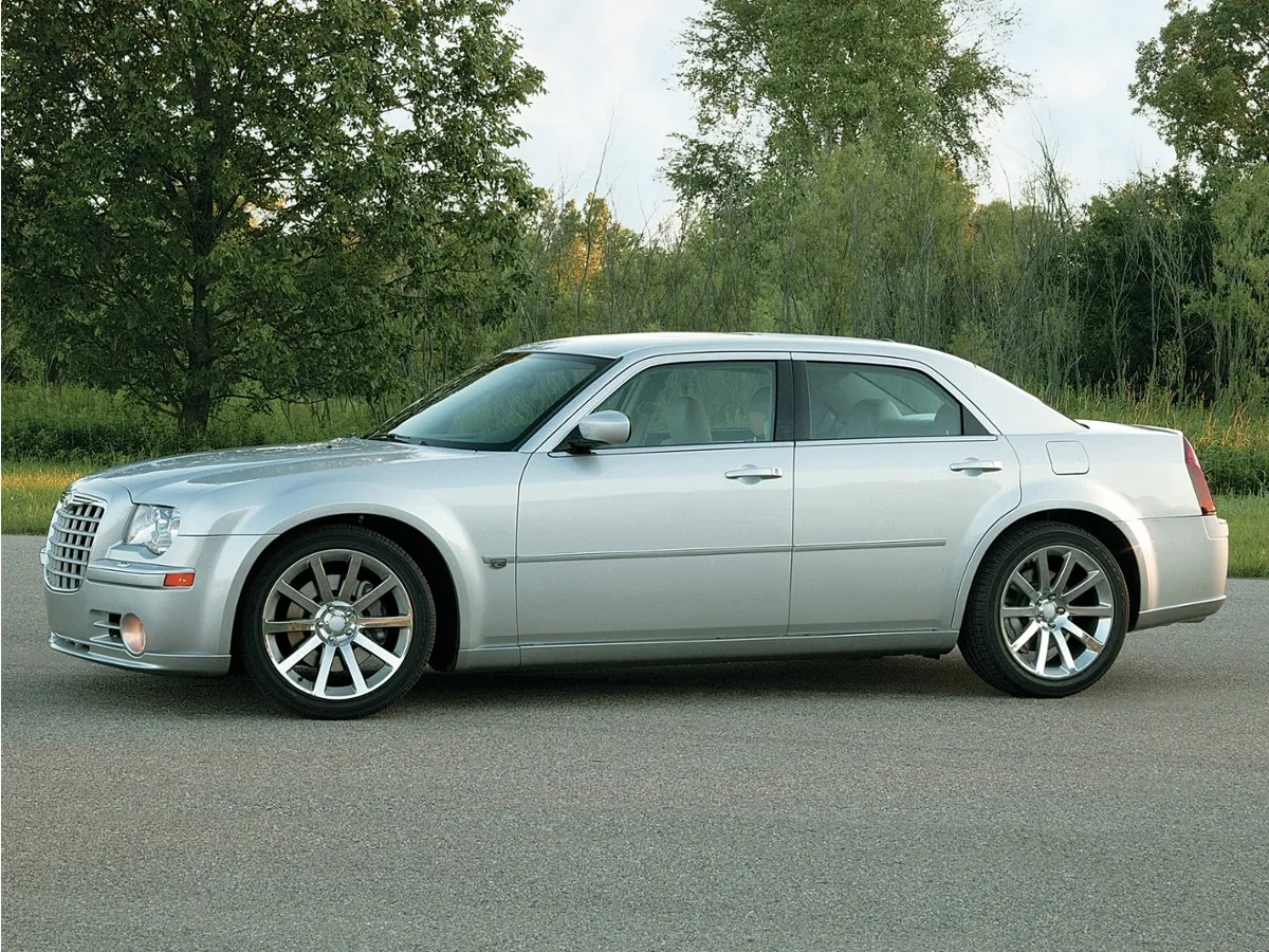 2006 Chrysler 300 C's photo