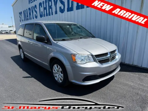 Silver 2016 Dodge Grand Caravan SE for sale in Saint Marys, OH