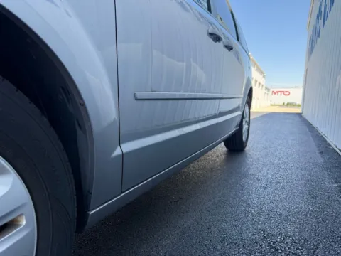 More photos of 2016 Dodge Grand Caravan SE at St. Marys CDJR, OH