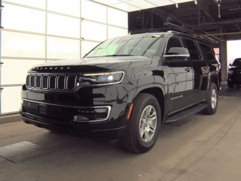 More photos of 2024 Jeep Wagoneer L at St. Marys CDJR, OH