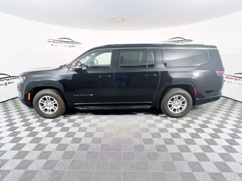 More photos of 2024 Jeep Wagoneer L at St. Marys CDJR, OH