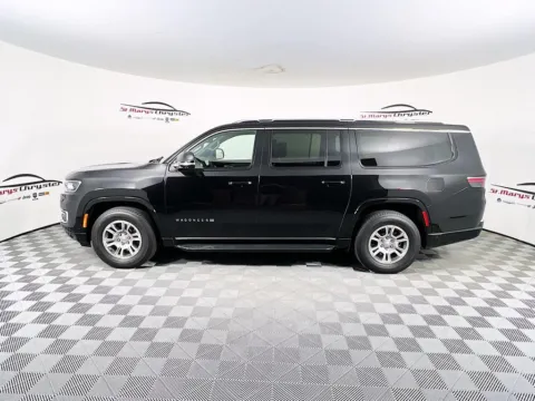 More photos of 2024 Jeep Wagoneer L at St. Marys CDJR, OH