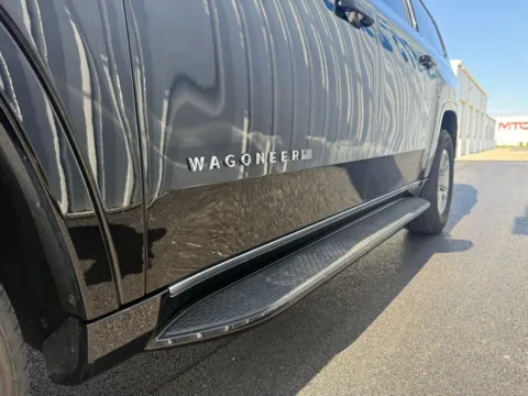 More photos of 2024 Jeep Wagoneer L at St. Marys CDJR, OH