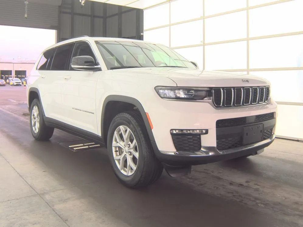 2023 Jeep Grand Cherokee L Limited 4x4's photo