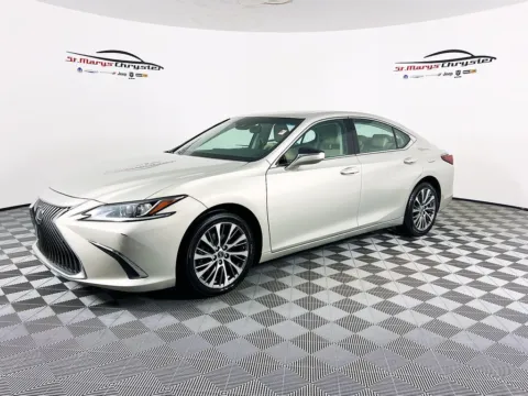 More photos of 2021 Lexus ES 250 at St. Marys CDJR, OH