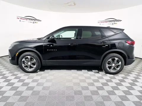 More photos of 2025 Chevrolet Blazer LT at St. Marys CDJR, OH