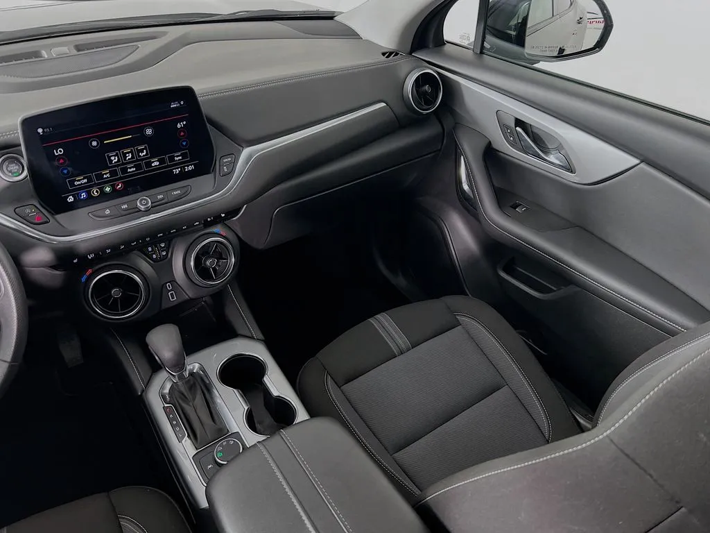 2025 Chevrolet Blazer 2LT - Photo 22