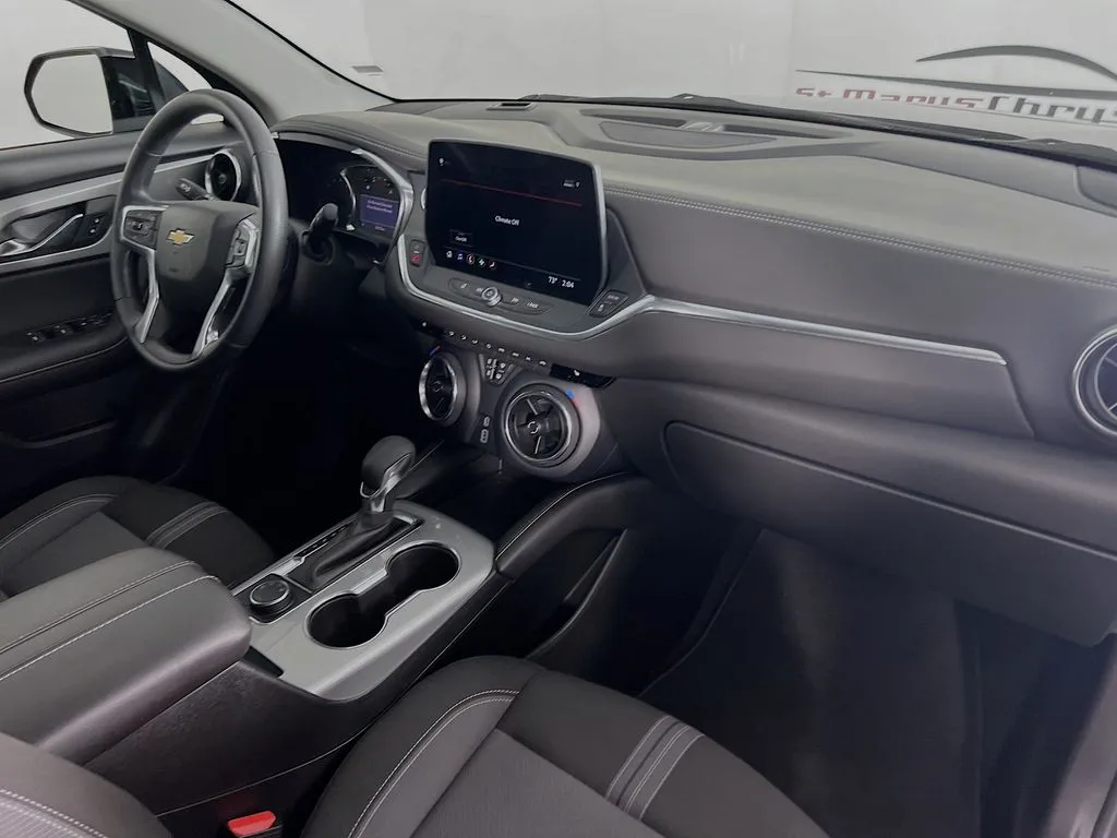 2025 Chevrolet Blazer 2LT - Photo 27