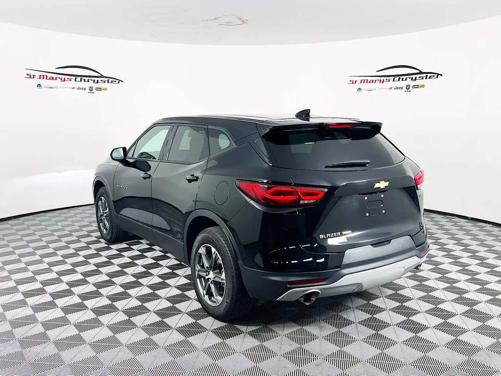 2025 Chevrolet Blazer 2LT - Photo 6