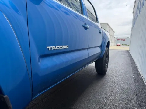 More photos of 2007 Toyota Tacoma at St. Marys CDJR, OH