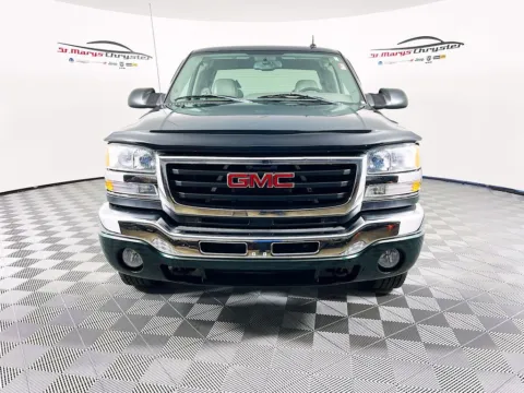 Another view of 2004 GMC Sierra 2500HD SLT for sale in Saint Marys, OH at St. Marys CDJR