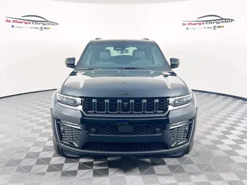 Another view of 2026 Jeep Grand Cherokee for sale in Saint Marys, OH at St. Marys CDJR
