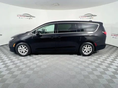 More photos of 2024 Chrysler Pacifica Touring L at St. Marys CDJR, OH