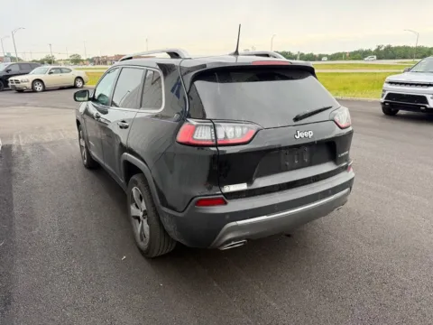 More photos of 2020 Jeep Cherokee Limited at St. Marys CDJR, OH