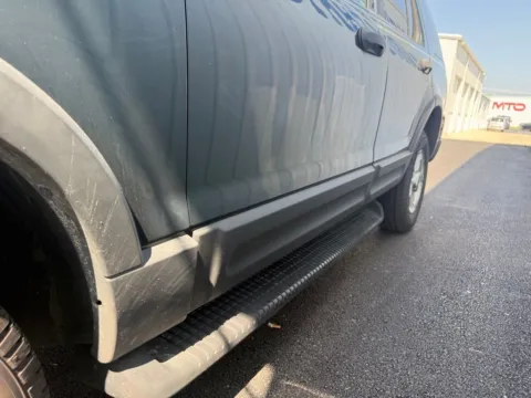 More photos of 2003 Ford Explorer XLT at St. Marys CDJR, OH