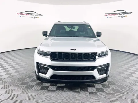 Another view of 2026 Jeep Grand Cherokee for sale in Saint Marys, OH at St. Marys CDJR