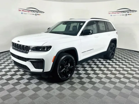 More photos of 2026 Jeep Grand Cherokee Limited at St. Marys CDJR, OH