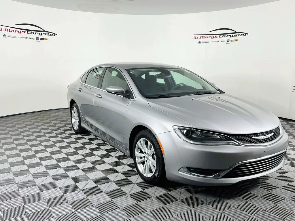 Silver 2016 Chrysler 200 Limited for sale in Saint Marys, OH